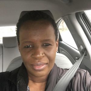 Meet your Posher, Denise